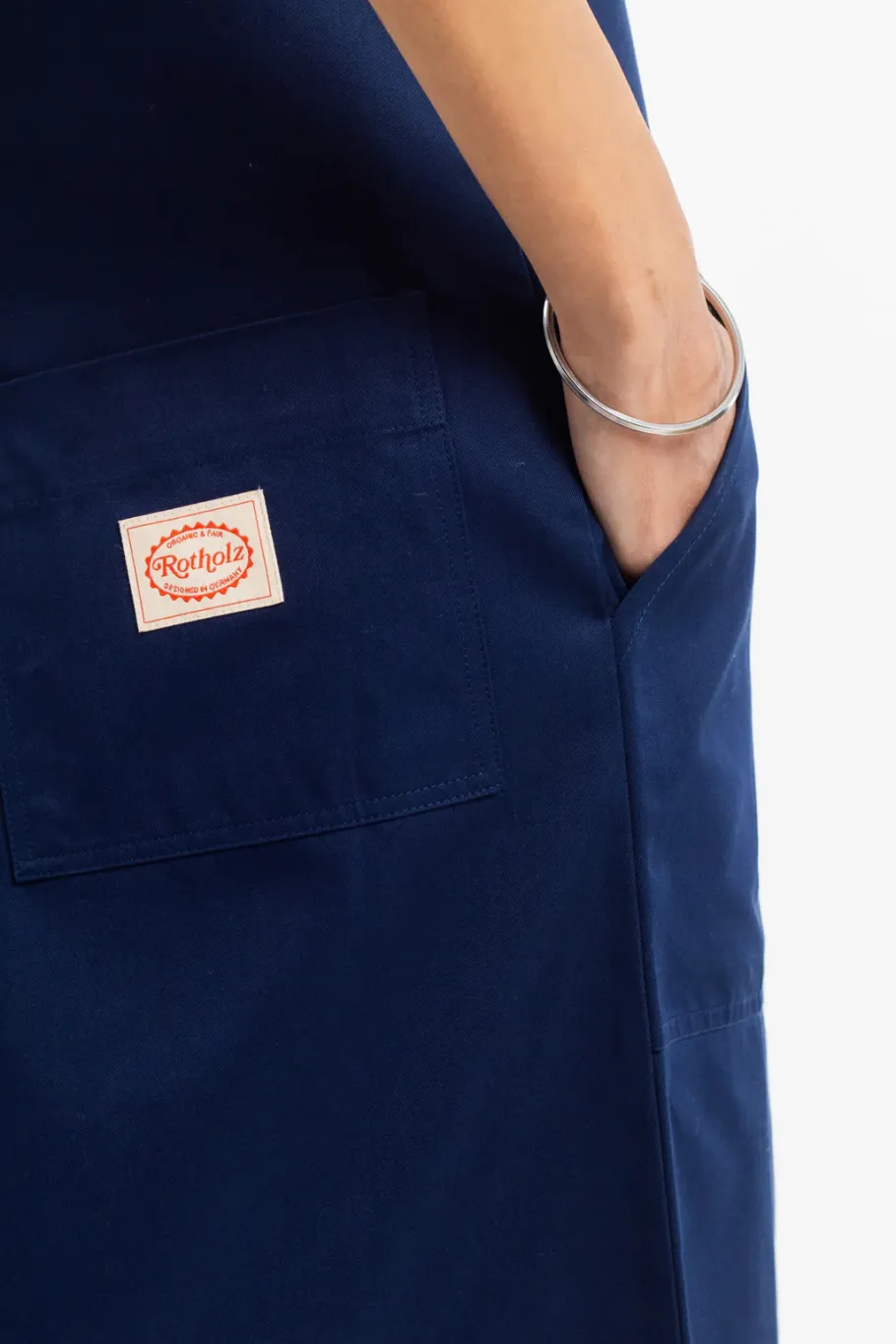 Rotholz Latzkleid Aus Bio Canvas - Blau